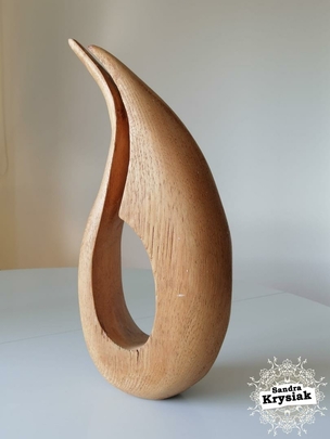 Marc. Escultura en madera de cedro.