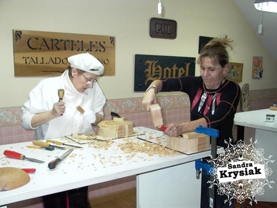 Escuela, Mº Rosa y Ruth