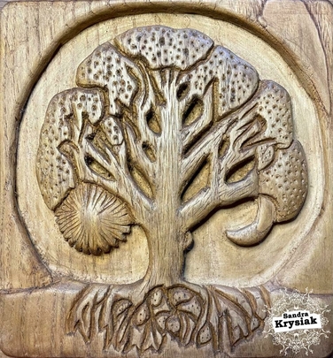 Juanba. Relieve de árbol. Madera de castaño.