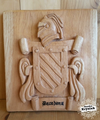 José Luis Barahona. Escudo heráldico en talla de cedro. 2019